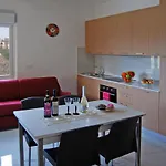 Borgo Aparthotel 3*