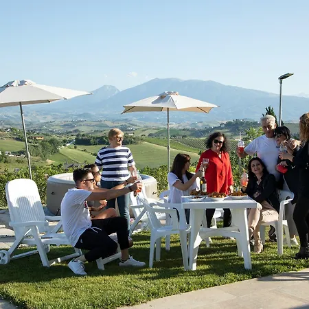 Aparthotel Borgo Offida