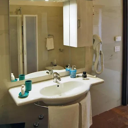 Borgo Aparthotel *